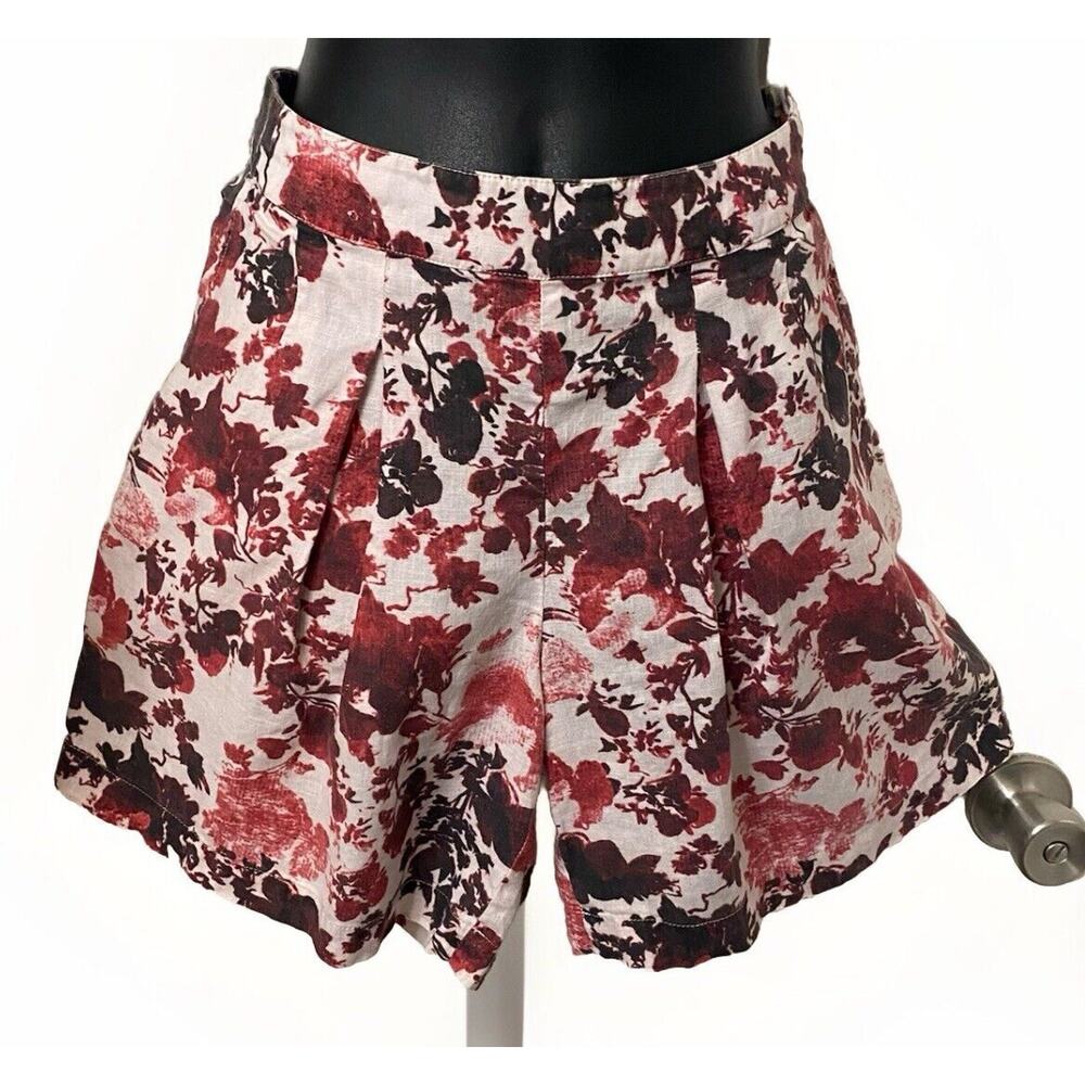 Peruvian Connection Women 8 floral printed Pleat Shorts Preppy Old Money Luxury